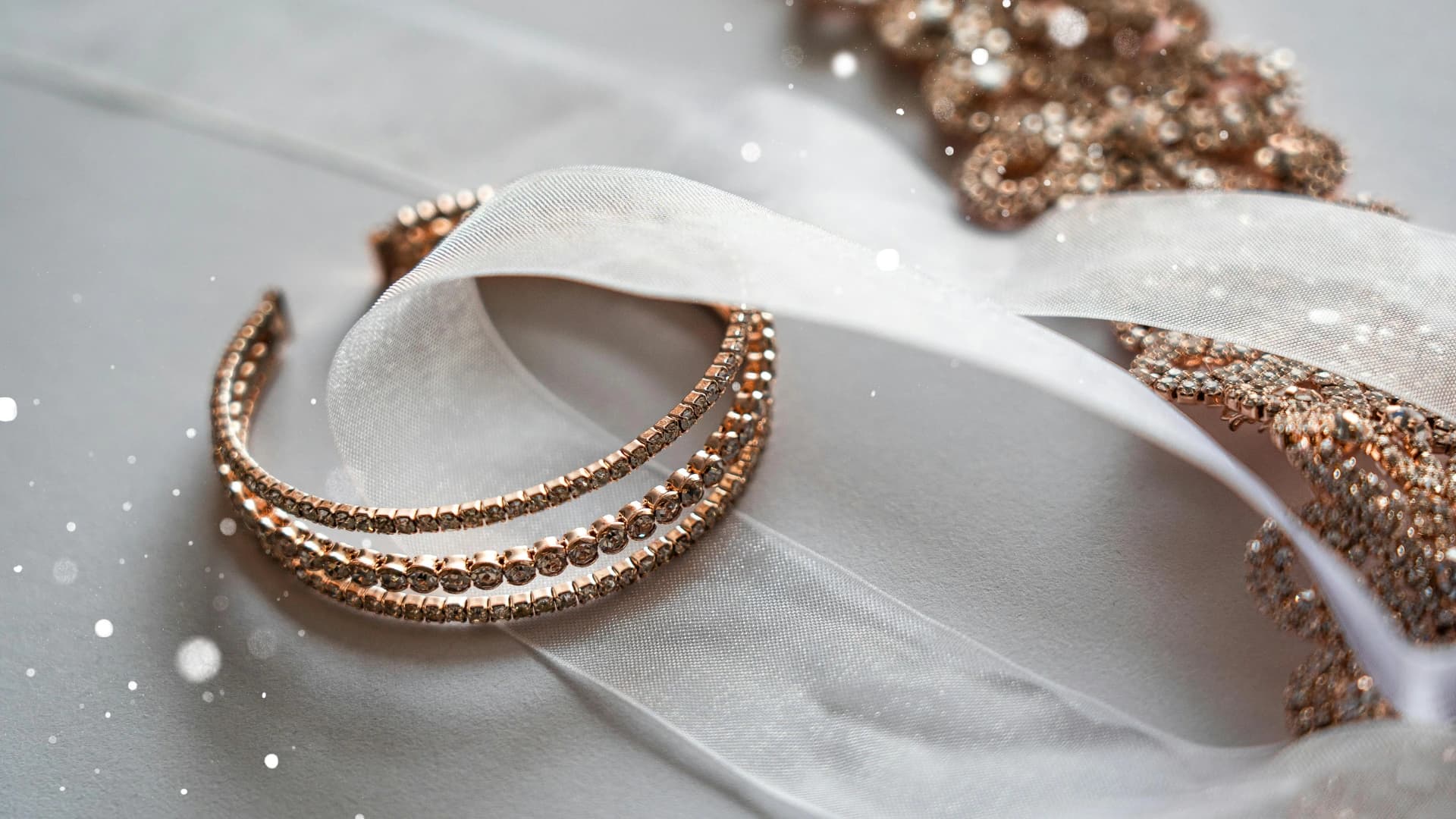 How to Care for Your Gold Jewelry: Expert Tips